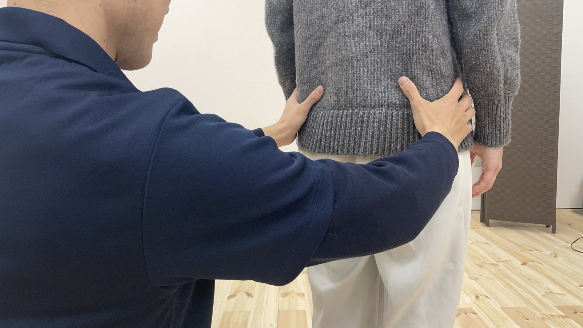 痛みや不調があり運動に不安がある方のイメージ